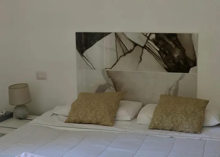 Πανσιόν Fontanavecchia 4*