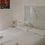 Fontanavecchia 게스트하우스 4*