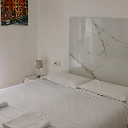 Fontanavecchia Πανσιόν 4*