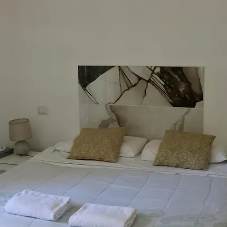 Πανσιόν Fontanavecchia 4*